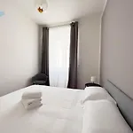 Apartment Mazzini 44 Tirabora Short Rent Triest