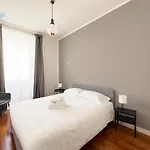 Mazzini 44 Tirabora Short Rent Apartment Triest