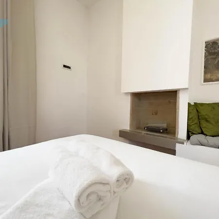 Mazzini 44 Tirabora Short Rent Apartament