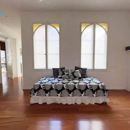 Apartment Mazzini 44 Tirabora Short Rent Triest