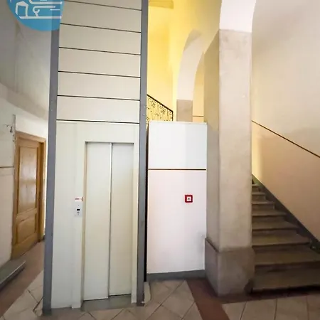 Mazzini 44 Tirabora Short Rent Apartament Triest